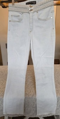 Veronica Beard Jeans Belize Light Wash. Ankle/cropped. Size 26/2 Frayed Bottoms