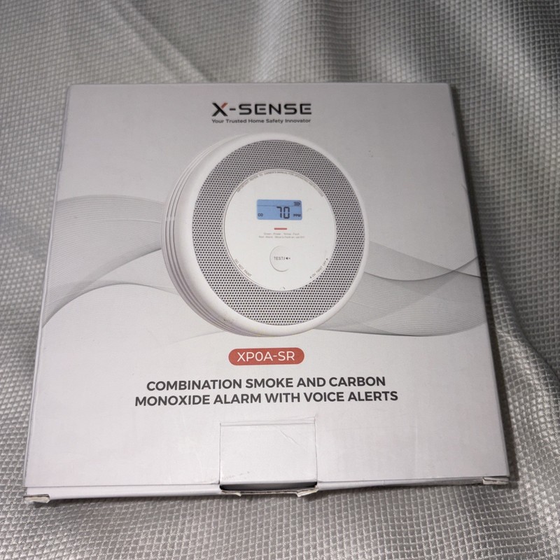 X-Sense XP0A-SR Combination Smoke and Carbon Monoxide Alarm with Voice Alerts.