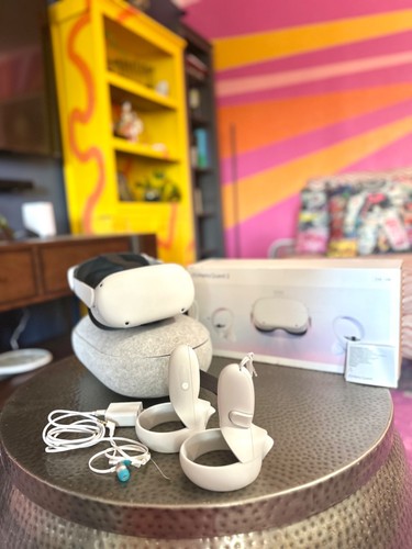 Oculus Meta Quest 2 (256GB) All-In-One VR Headset + Elite Strap + Carrying Case - Bild 2 von 12