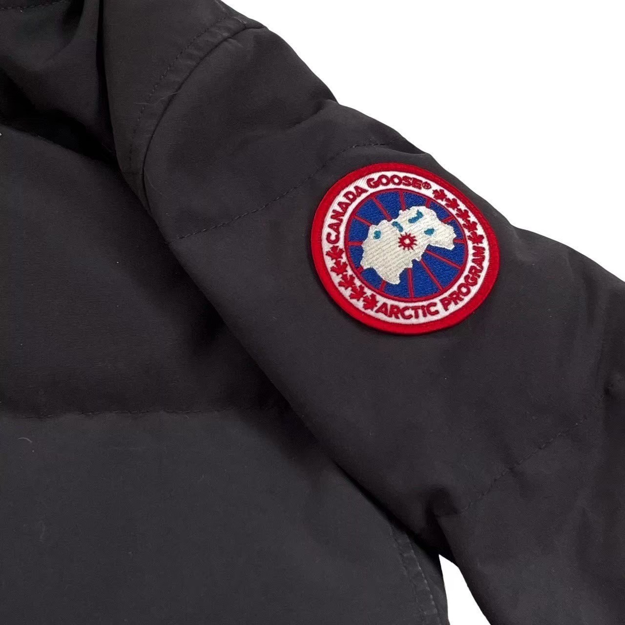 CANADA GOOSE Down Coat Outerwear Brand Down Coat Long Down Jacket Jacket Hood Fu thumbnail 4