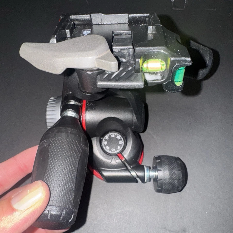 Manfrotto MHXPRO-3W Three Way Tripod Head w/ Quick Release - Image 3 of 4