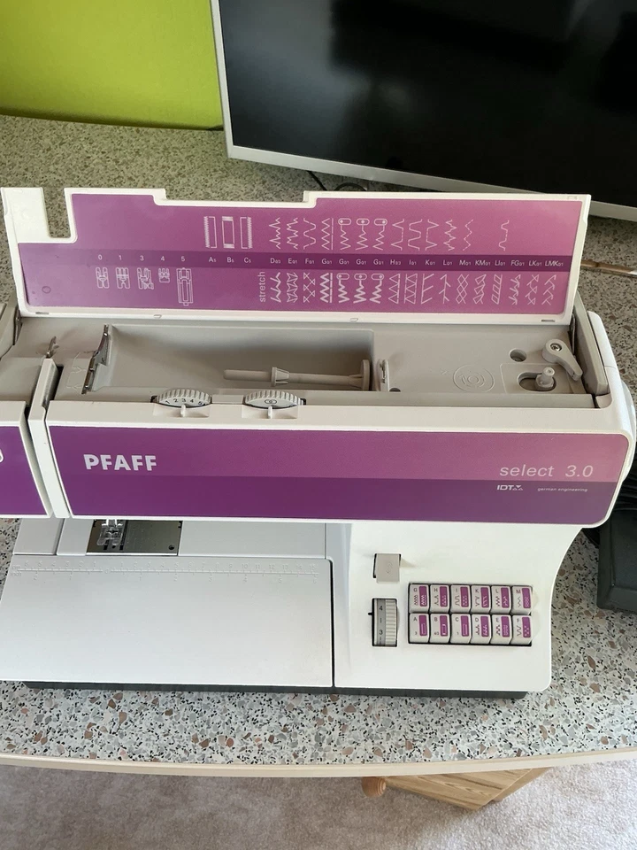 Pfaff Select 3.0 mit IDT German Engineering Nähmaschine - Bild 2 von 4