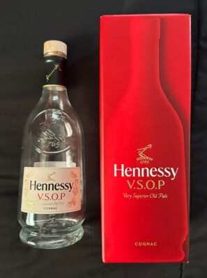 Hennessy VSOP Cognac 750ml Empty Bottle W/ Collectible Box