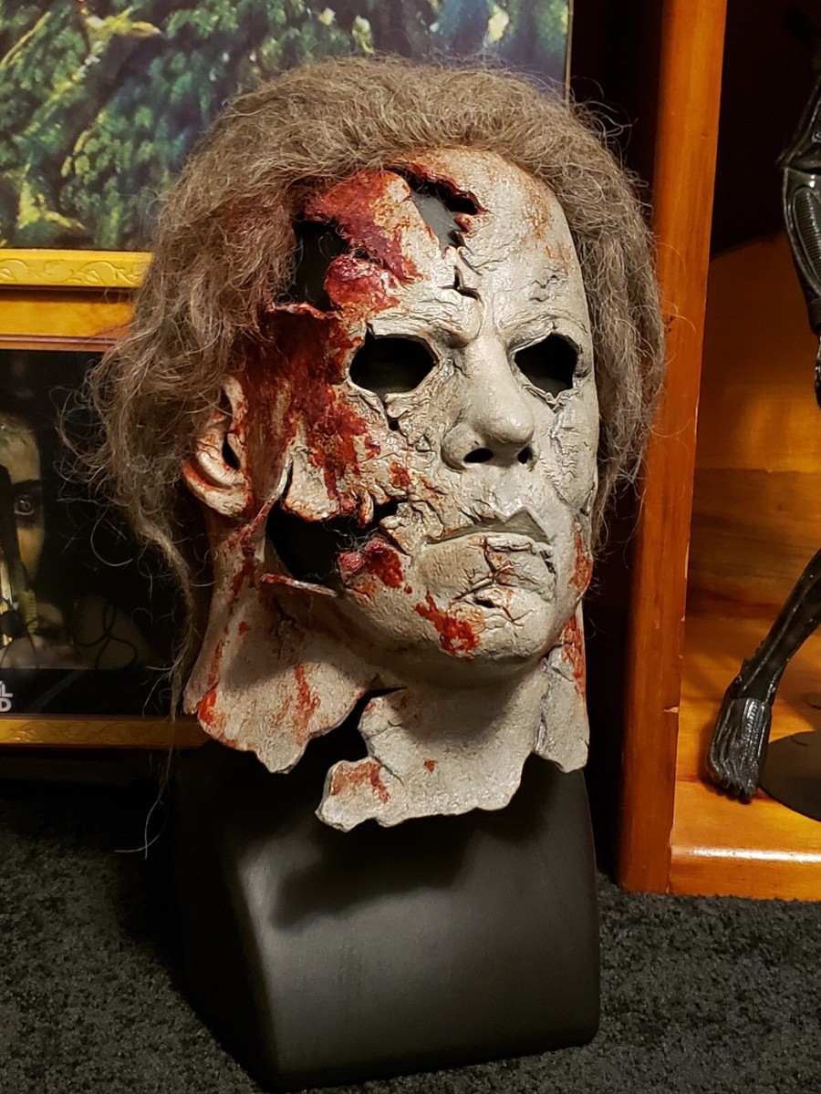 ロブ・ゾンビ films ハロウィン/ マイケル・マイヤーズ リペイントマスク Amazon.com: Trick Or Treat Studios Rob Zombie Halloween II