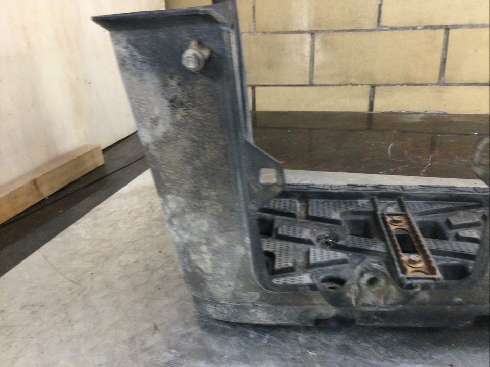 Footwell Left Footrest 3B4274530100 Yamaha 2011 Grizzly 700 EPS