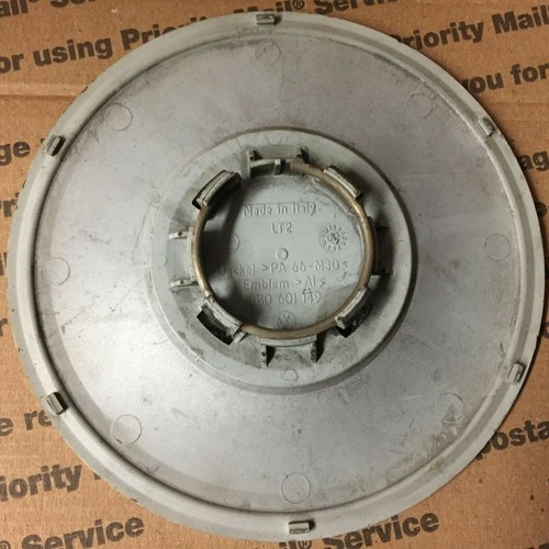 Center cap: Genuine VOLKSWAGEN Passat 1998-2001 P/N: 3B0 601 149 - Picture 5 of 8