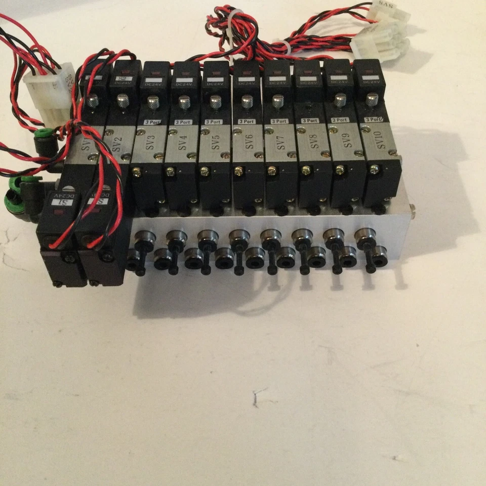 Colector Koganei 110M10AJ CON VÁLVULAS DE AIRE A110E1-83-L CONECTADAS/KOGANEI usado Foto 3 de 4