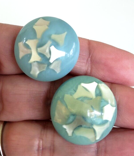 Vtg Blue Lucite White Moonglow Confetti Resin Dome Button Clip Earrings 1" - Picture 2 of 4