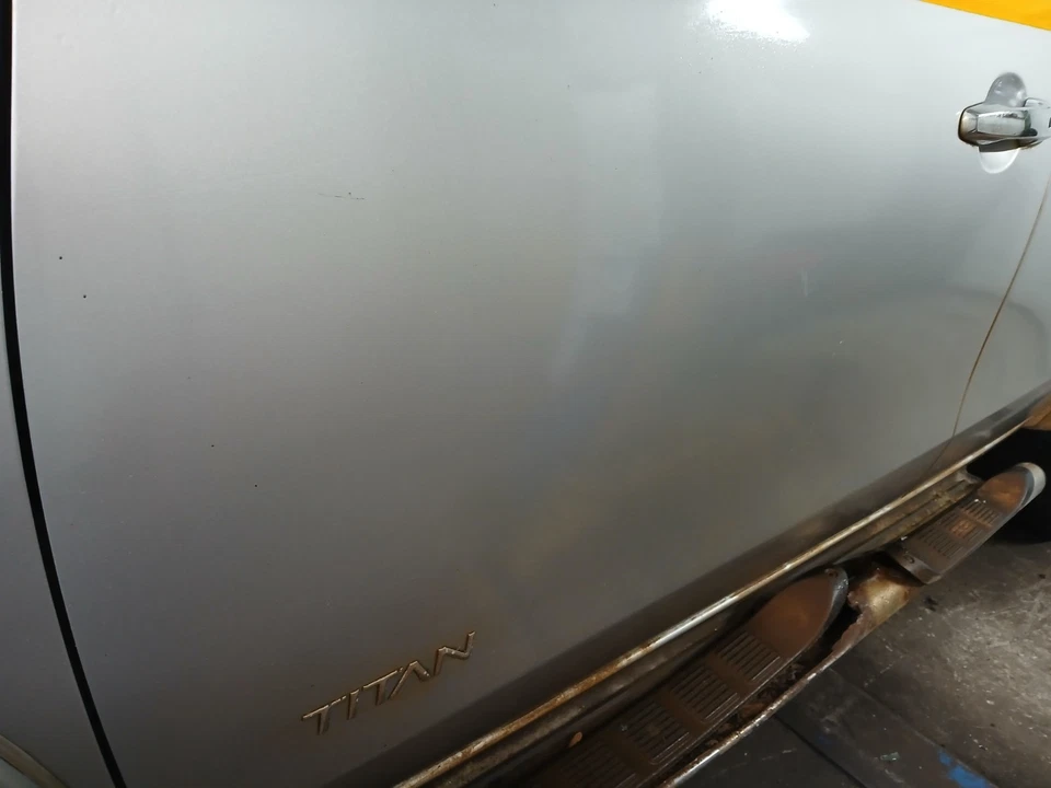 MITSUBISHI L200 FRONT DOOR IN SILVER N/S/F LEFT PASSENGER 2015-2019 ~ - Image 4 of 4