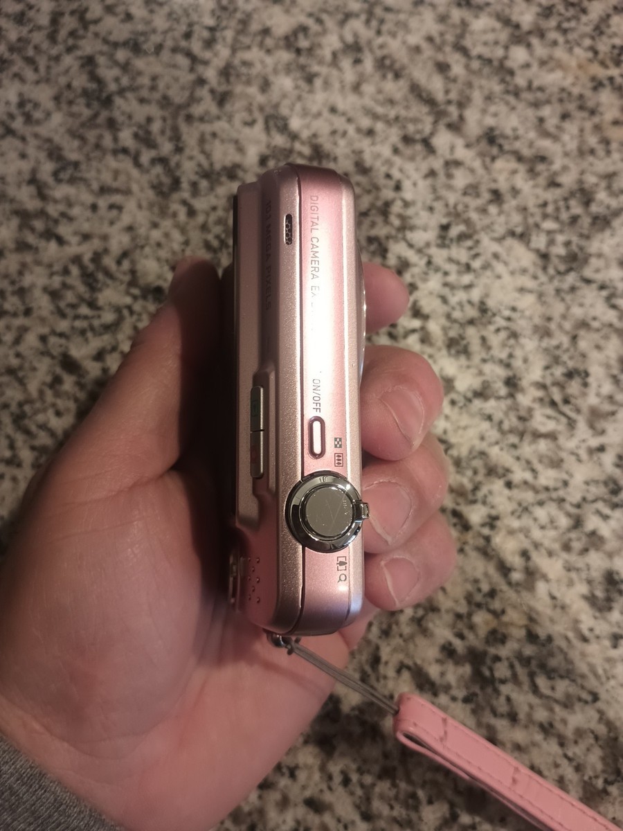 90%new！！ CASIO EXILIM ZOOM EX-Z1050 Gold 10.1 MP Digital Camera