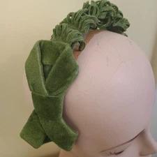 Vintage Green Velvet Headband With Bow