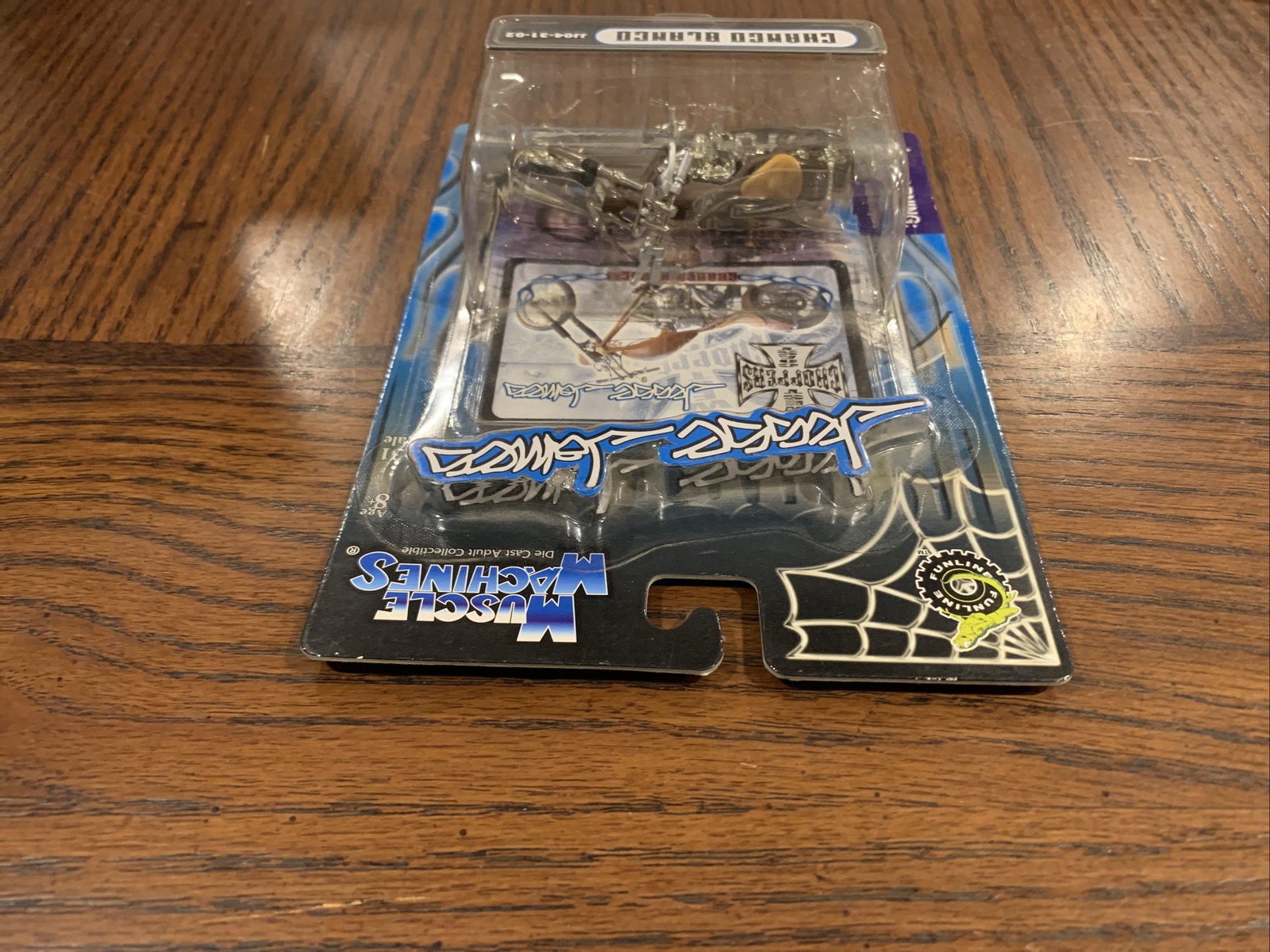 Picture 4 of 6