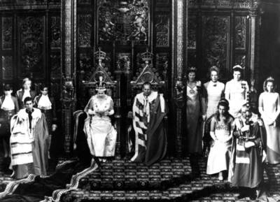 Queen Elizabeth II & Prince Philip, Duke Edinburgh Charles, Pr- 1971 Old Photo