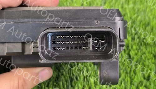 Toyota Camry 2009-2010 Transmission Control Computer Module 89530-06020 Oem used - Picture 5 of 14