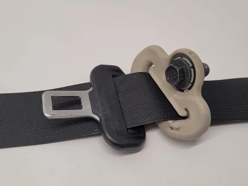 16-19 NISSAN VERSA LH Seat Belt Front Bucket Driver Retractor 868859KN8B Foto 4 de 4