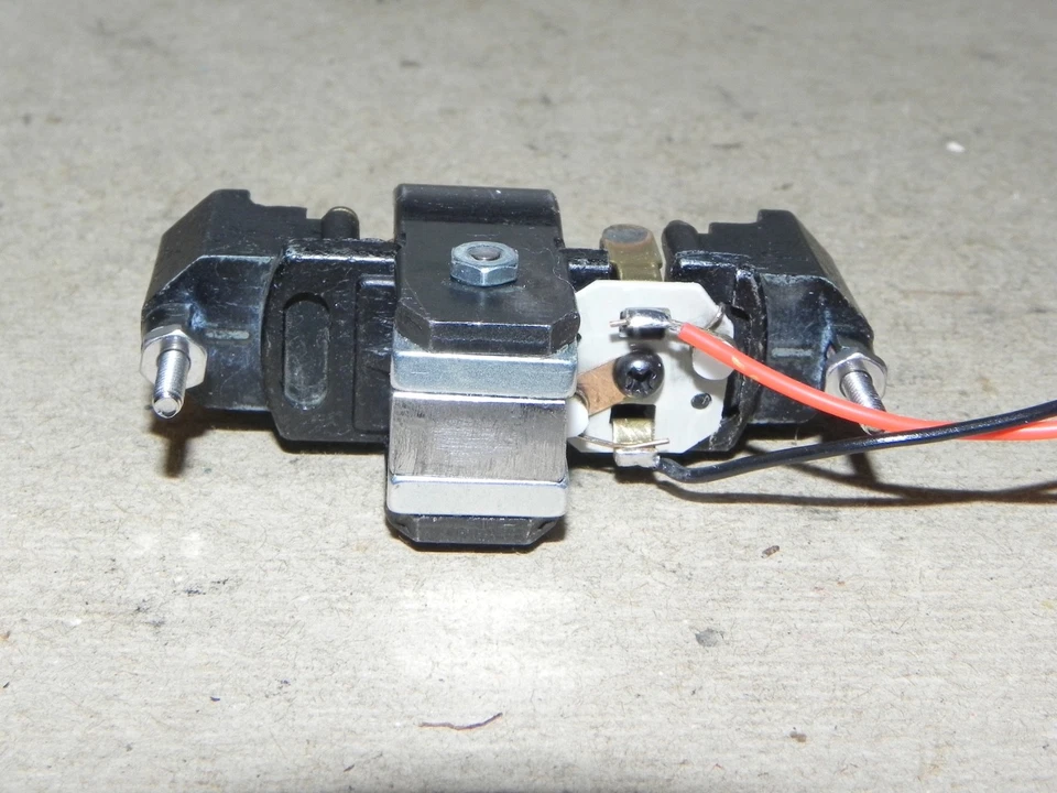 Mantua HO MU-2 Motor with Earth Magnets added, RUNS WELL - Image 2 of 3