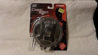 CORGI CASINO ROYALE JAMES BOND 007 ASTON MARTIN DBS CAR TURN DIAL NEW