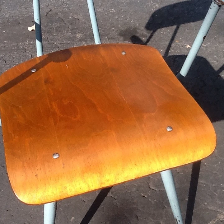 Vintage Mid Century - Plastic / Wood / Metal Chair W/ Arms - Great Color - Nice - Image 3 of 4