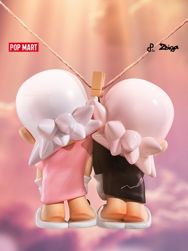 POP Mart Zsiga Romantic Greetings Designer Toy PVC ABS H14CM - Picture 3 of 5