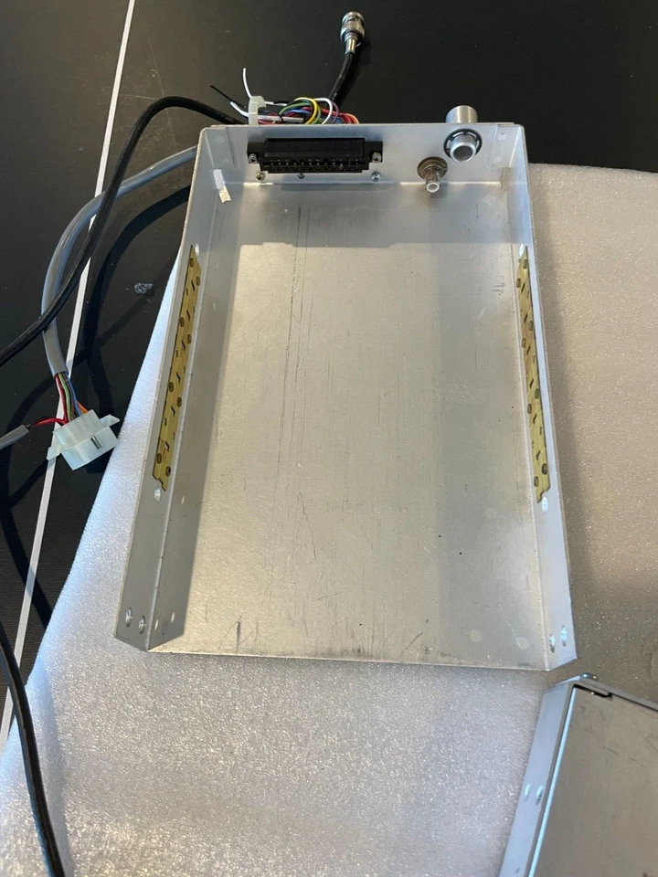 БЛОК ВОЗДУШНОГО ДВИЖЕНИЯ RYAN TCAD ATS 8000 P/N 70-1000 С ЛОТКОМ, ручным управлением и муфтами - Изображение 4 из 4