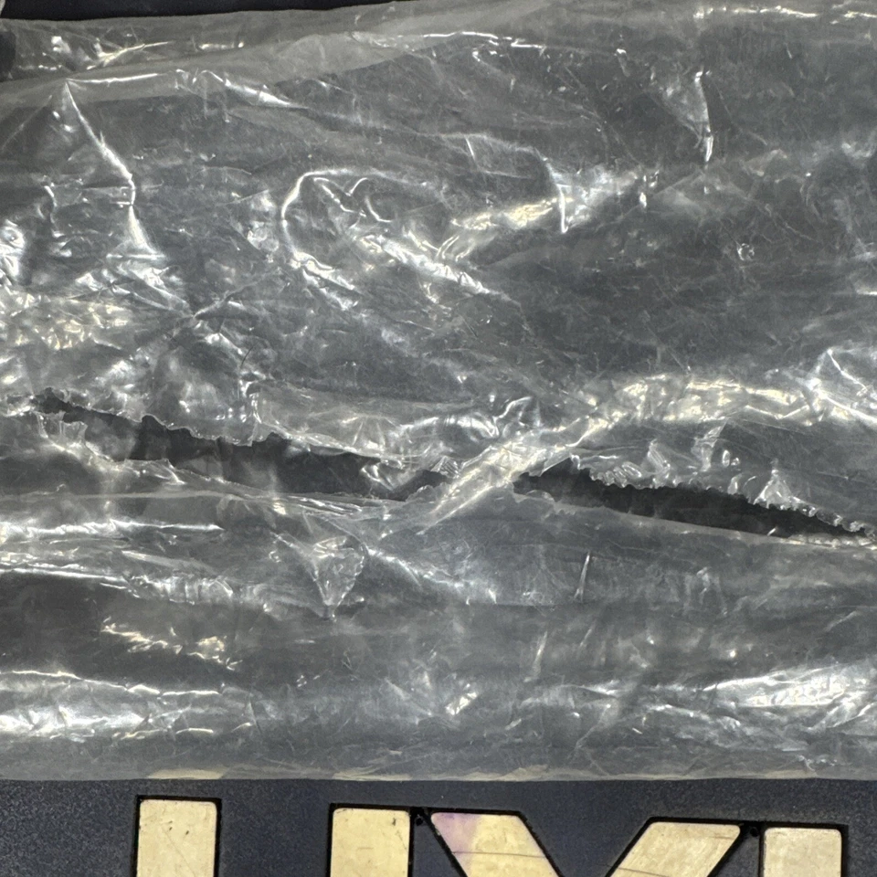 82530-A5000 Hyundai Elantra GT PUERTA DELANTERA VENTANA CRISTAL IZQUIERDA NUEVO PERO ABIERTO ARTÍCULO Foto 3 de 4