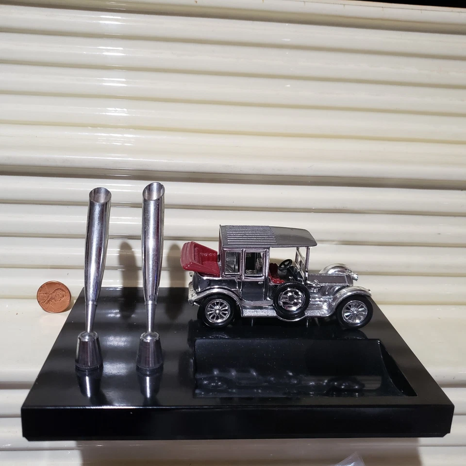 LESNEY MATCHBOX 1968 Yesteryear Y7C Silver Plated 1912 ROLLS ROYCE Grey Rib Roof - Image 2 of 4