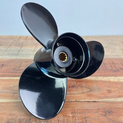 Suzuki Boot Propeller Aluminium 20-30 PS Außenborder 10-1/4x14'' 10 Zähne 3 Blatt
