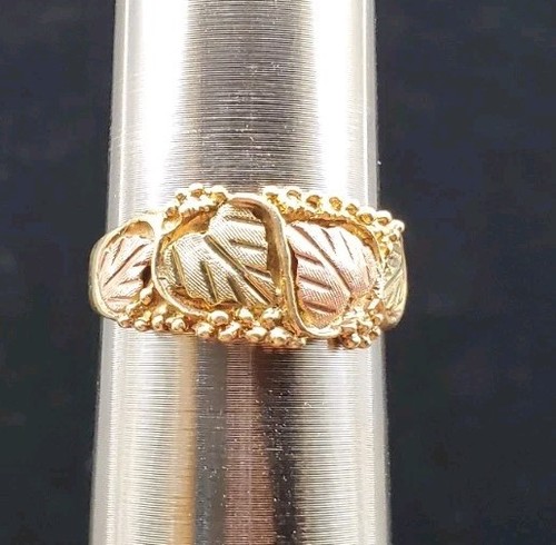 3.37g 10k Black Hills Gold Ring, Size 8.5 EJ276 - Picture 1 of 6