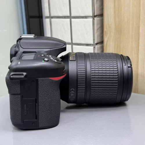 Nikon D7500 DSLR Camera with AF-S DX 18-140mm f/3.5-5.6G ED VR