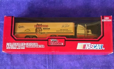 Vintage 1993 Alan Kulwicki Hooters NASCAR Ford Team Transporter  Diecast