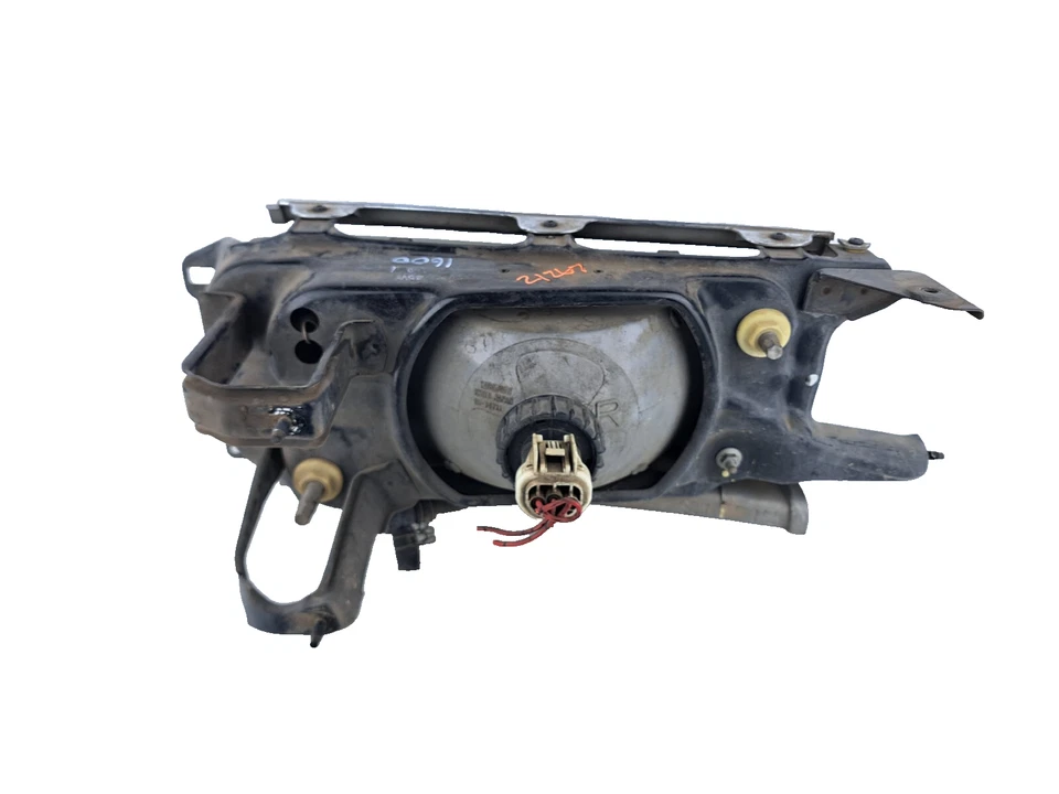 1985-1986 Toyota Cressida Right RH Passenger Halogen Headlight Lamp - Image 4 of 4