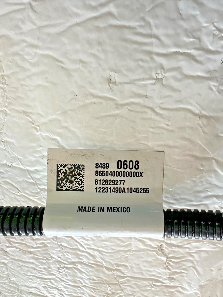 Подлинный положительный кабель GM 2024 GMC SIERRA 2500HD 6,6 л ГАЗ 84890608 - Изображение 4 из 4