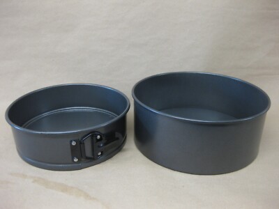 Lakeland My Kitchen Cake Tins Removable Loose Bottoms 1/4