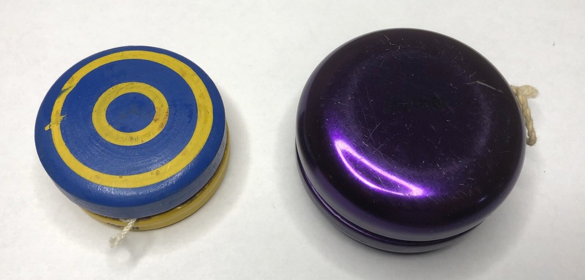 LOT OF VINTAGE JAPAN YO-YO YOYO TOYS WOOD PURPLE METAL