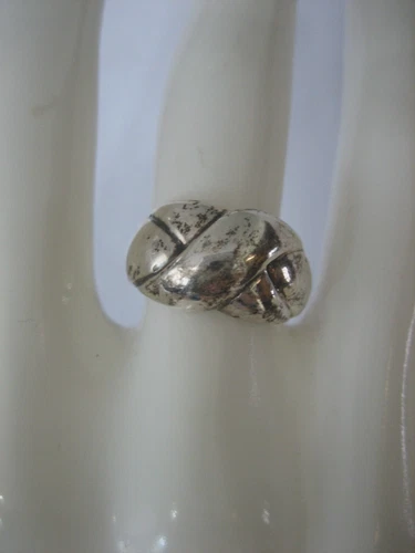 VINTAGE STERLING SILVER MODERNIST X RING SIZE 5.75