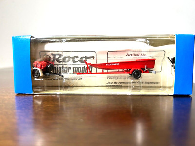 ROCO #1350  2-Trailer Set 1-Fire Boat on Trailer & 1-Tank Trailer  ''Red''  1:87