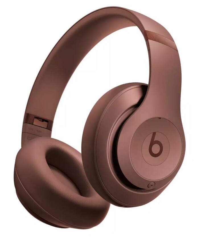 Beats Studio Pro x Kim Kardashian- Earth - BRAND NEW FREE SHIPPING