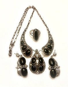 VINTAGE MARIE BAHE ONYX RING SZ6 AND A WINGED NECKLACE AND MATCHING EARRINGS