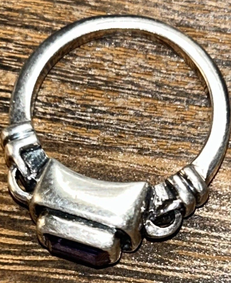 Anillo Silpada Misty Morning Plata de Ley 925, Talla 8, Amatista, Corte Esmeralda Foto 4 de 4