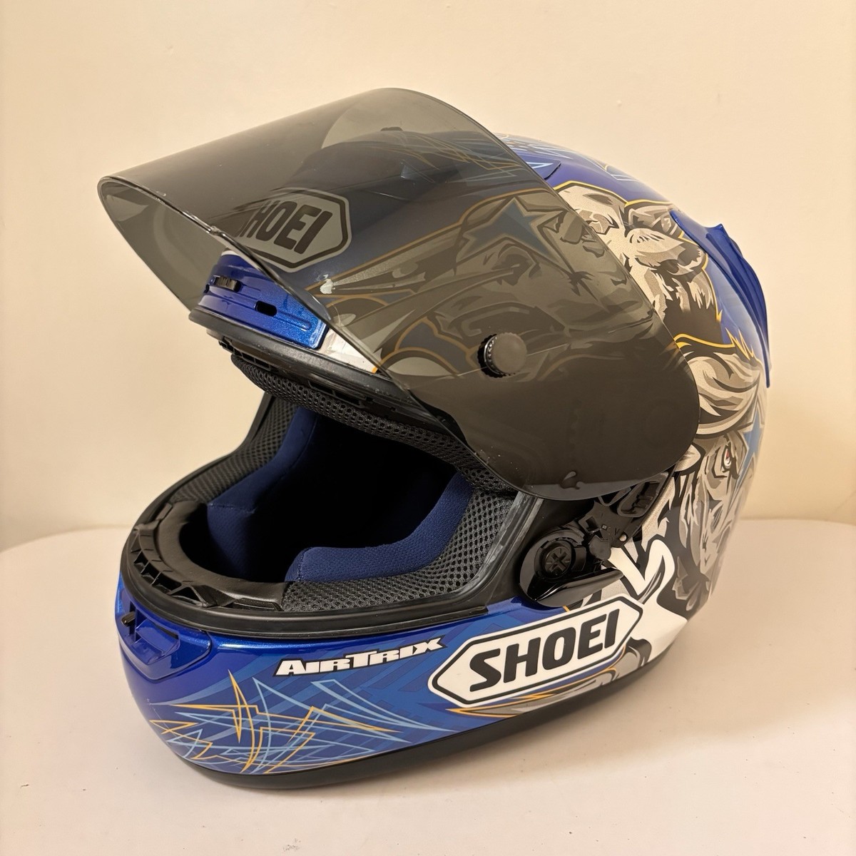 SHOEI カウル ネイビー/イエロー ひび割れあり Shoei X11 Helmet Signed By Eric Bostrom #32 | eBay