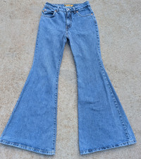 JNCO Girlie Stuff Maxi Flare Jeans Juniors Size 1 Y2K Vintage Wide Leg Patch USA