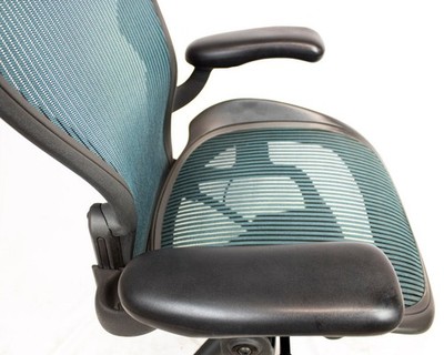 Herman Miller Aeron Mesh Desk Chair Medium Size B fully adjustable