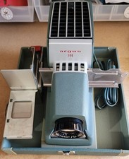Vintage- Argus 300 Automatic Slide Projector w/ Carrying Case WORKS Needs Bulb