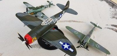 1x Republic P-47 D Thunderbolt USAF Avion Aircraft / ALTAYA Metall 1:72 YakAir