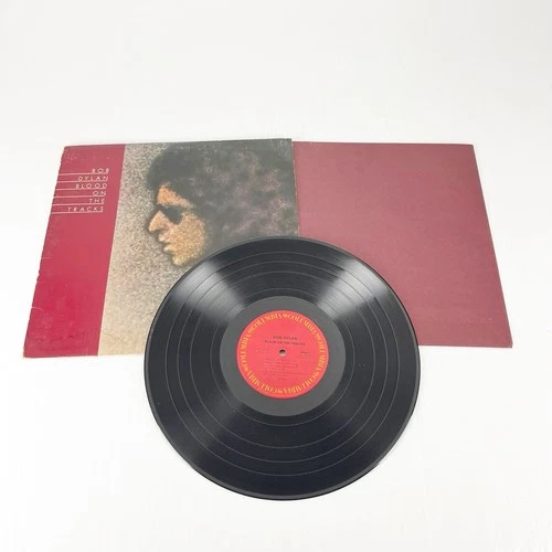 Vintage 1975 Bob Dylan Blood on the Tracks PC 33235 Columbia Vinyl Record LP