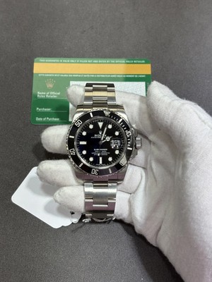 Rolex Submariner Black Dial on Oyster 116610LN Card 2018