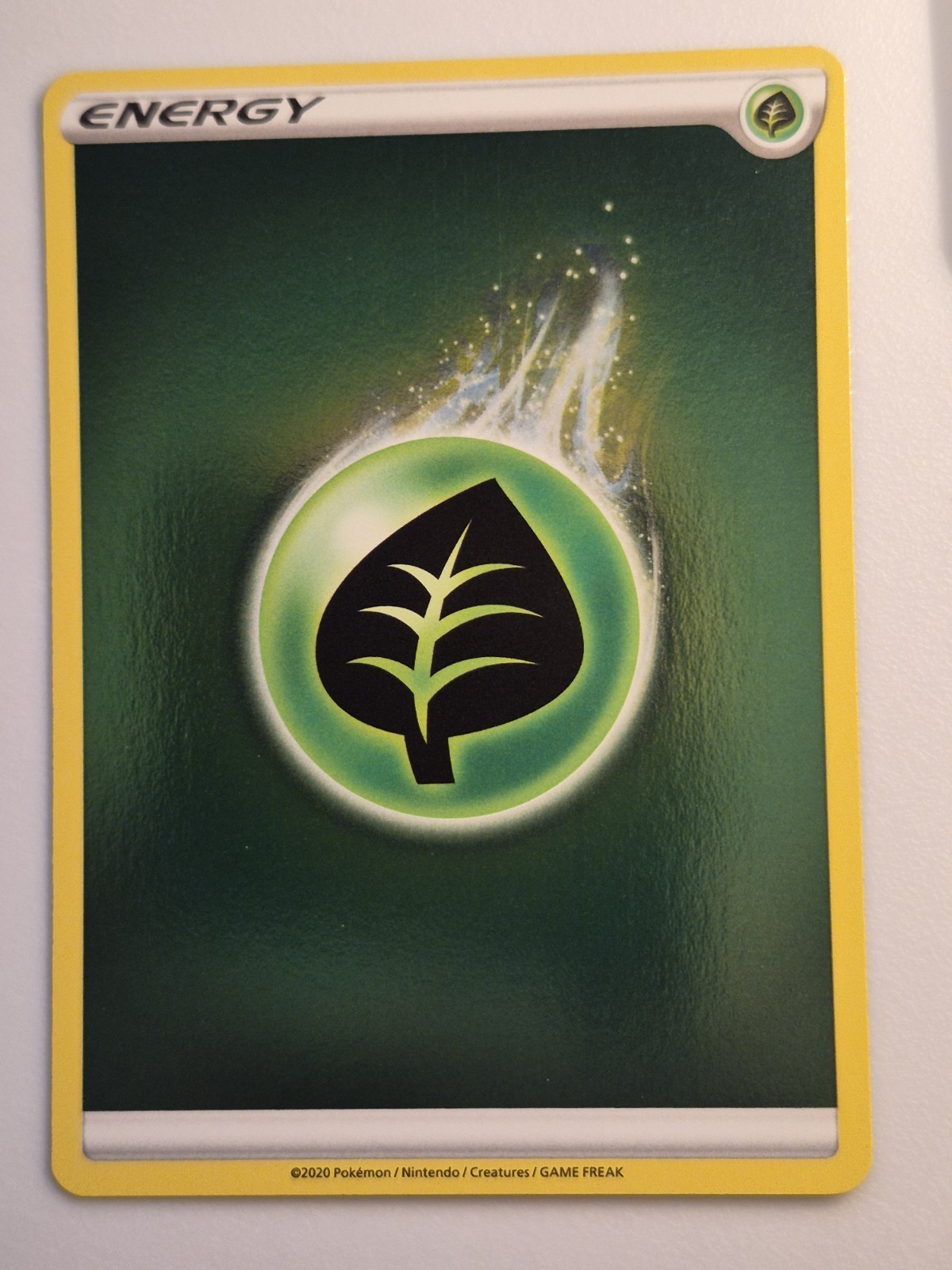 Grass Energy Common SWSH01: Sword & Shield Base Set Pokemon Reverse Holo - NM