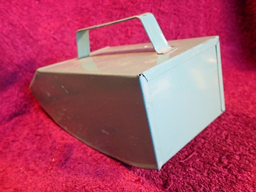 VERY NICE - ABOUT UNUSED - VINTAGE METAL BERRY PICKER SWEDEN SWEDISH - 第 4/5 張圖片