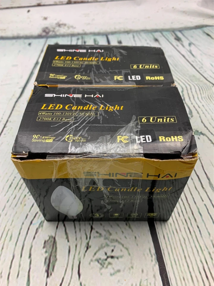 Candelabra LED Filament Bulbs Dimmable 40W Equivalent 2700K Warm White - Image 3 of 4
