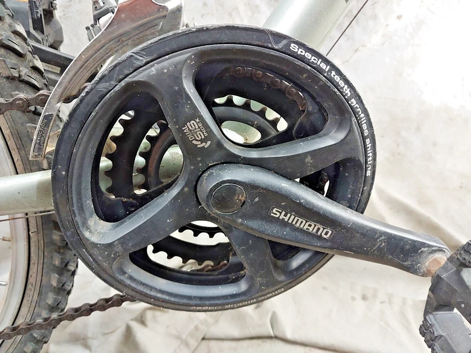 Bicicleta de MTB Diamondback Sorrento 2015 grande 19" rígida Shimano triple remitente a EE. UU. Foto 4 de 4